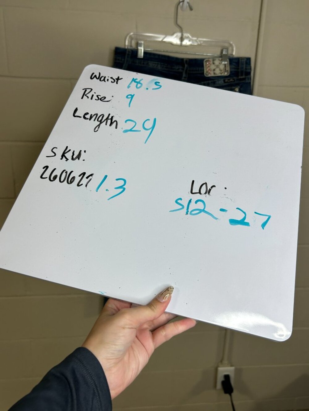 Miss Me Jeans Womens 32 Easy Boot Flap Pocket Aztec Embroidered Mid Rise y2K - Picture 7 of 9
